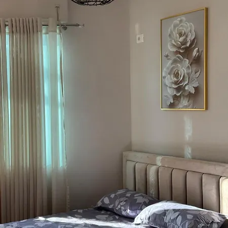 Vista Blu * Golem (Tirana)