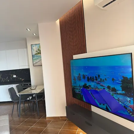 Vista Blu * Golem (Tirana)